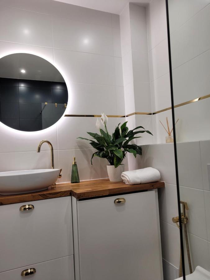 Apartament W Centrum Rowna 10 Kielce Dış mekan fotoğraf